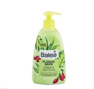 Balea, Green Matcha, tečni sapun, 500 ml Njegova kremasta formula nježno njeguje i podržava prirodni balans hidratacije kože.