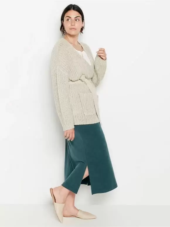 Želimo da moda bude dostupna svima, ovo su samo neki od modela koje možete pronaći u veličinama i do 3XL/54. Posjetite naše prodavnice i uživajte u ponudi koju smo spremili za vas.