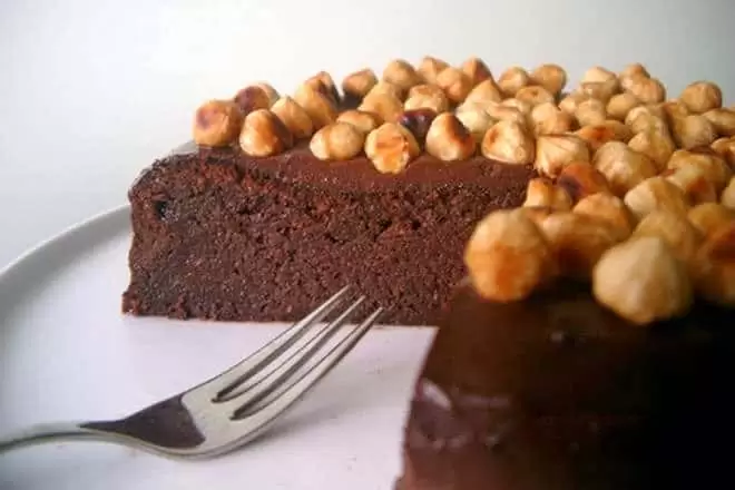 NUTELLA KOLAČ: Planetarno popularna slastica od samo dva sastojka