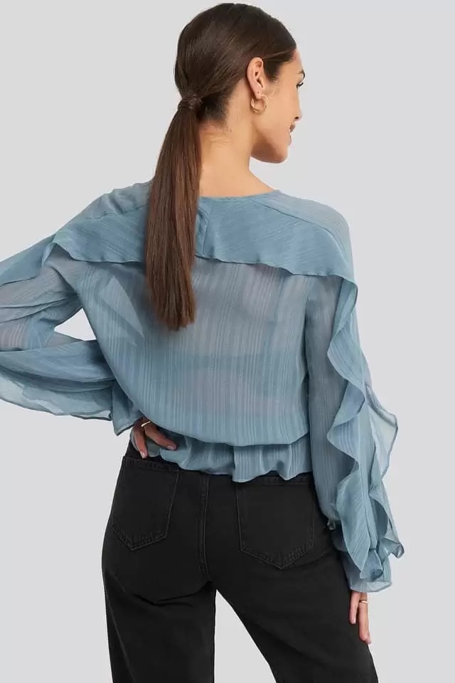 Tiffany snizenje. Tiffany raspordaja. haljine. bluze.