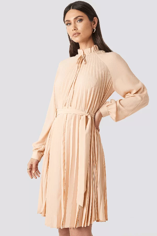 Tiffany snizenje. Tiffany raspordaja. haljine. bluze.