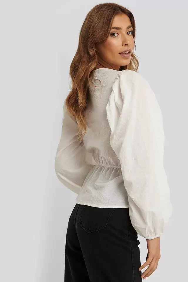 Tiffany snizenje. Tiffany raspordaja. haljine. bluze.