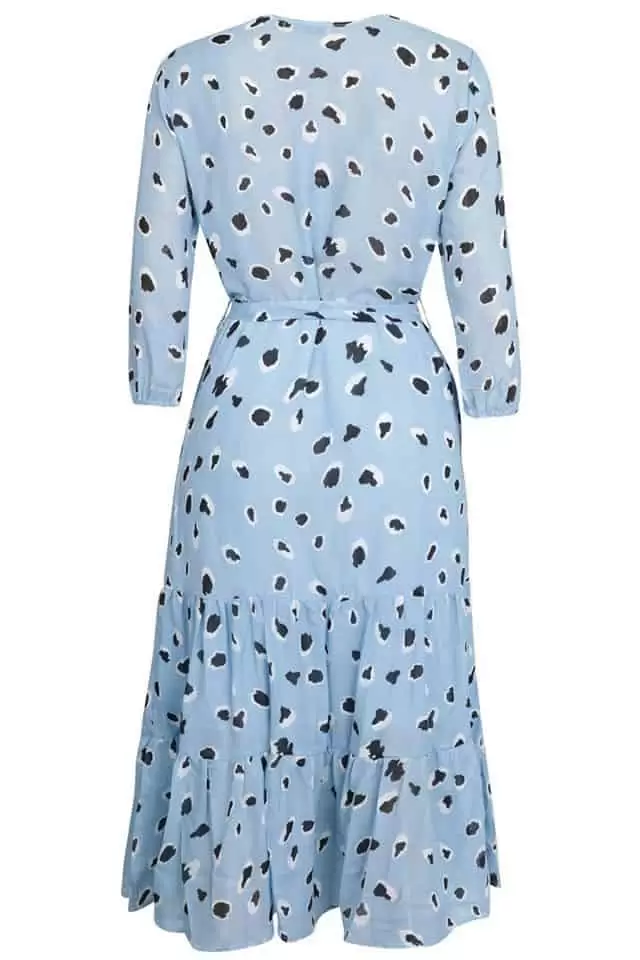 Tiffany snizenje. Tiffany raspordaja. haljine. bluze.