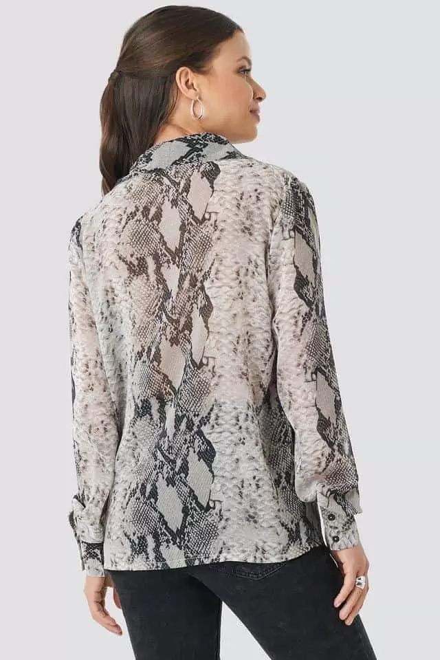 Tiffany snizenje. Tiffany raspordaja. haljine. bluze.