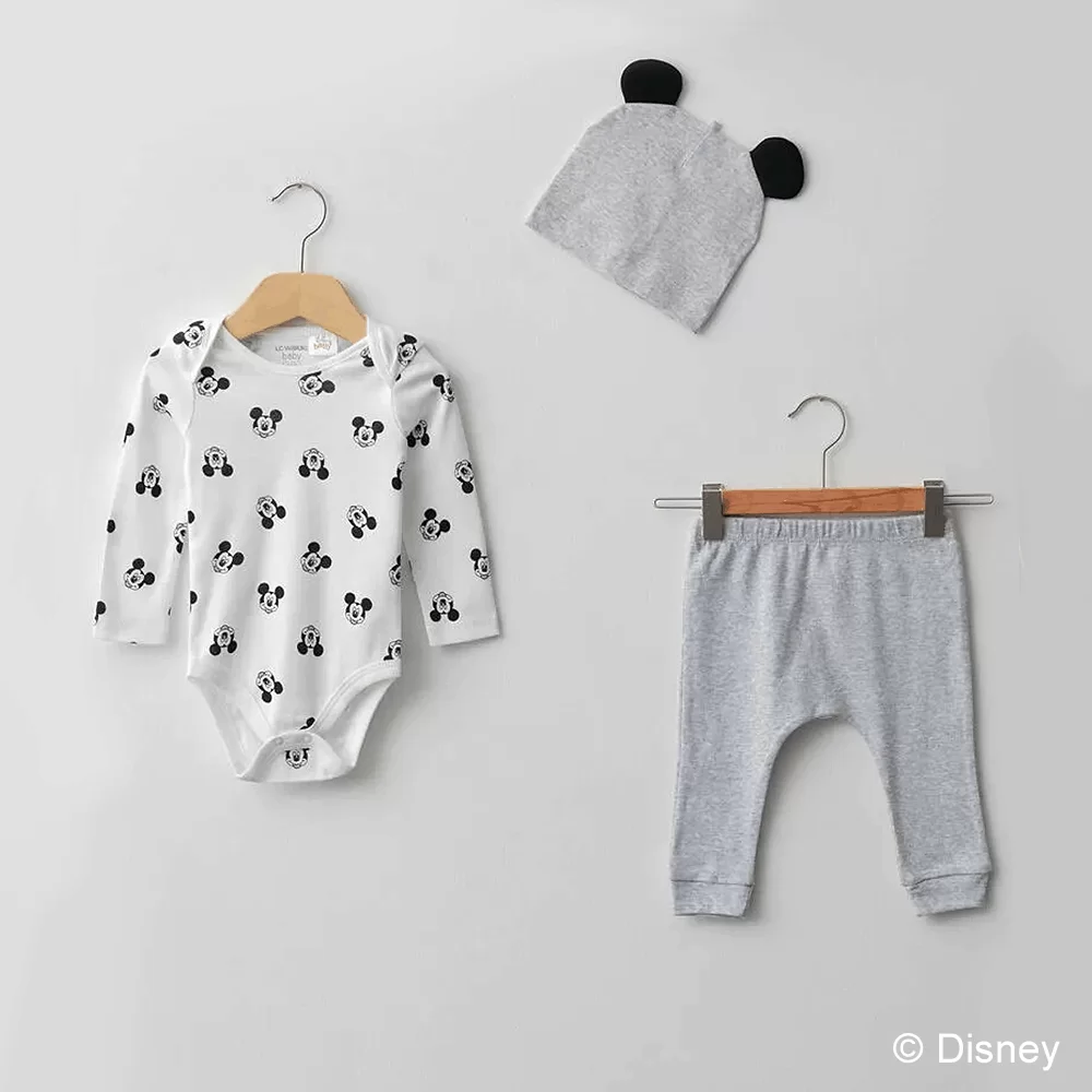 Otkrijte veliki izbor gegica za bebice u jedinstvenim bojama i dezenima.