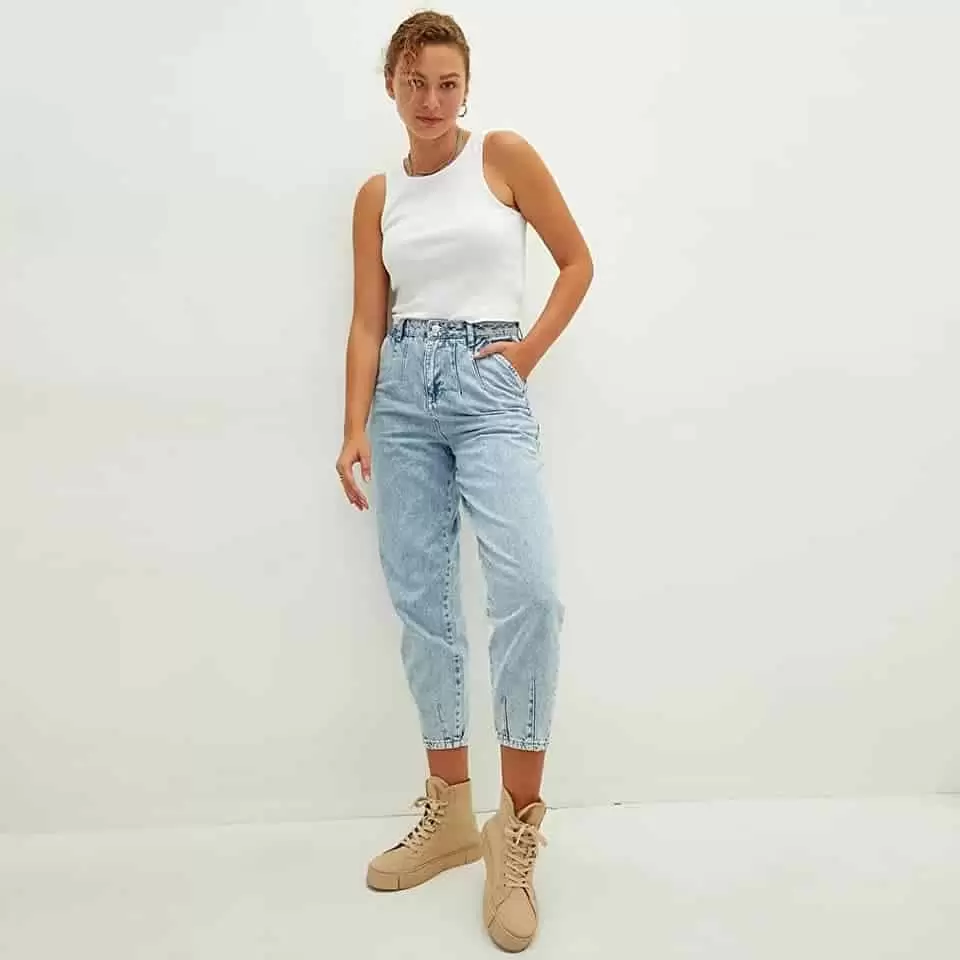 Kome nedostaju svježiji dani? Teksas jakne i hlače čekaju Vas u prodavnicama LC Waikiki! 