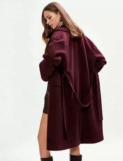 kaput, zenski kaput, zenska jakna, zimska zenska jakna, crna jakna, topla jakna, crni kaput, bez kaput, smedji kaput, smedja jakna, plava jakna, plavi kaput, crvena jakna, crveni kaput