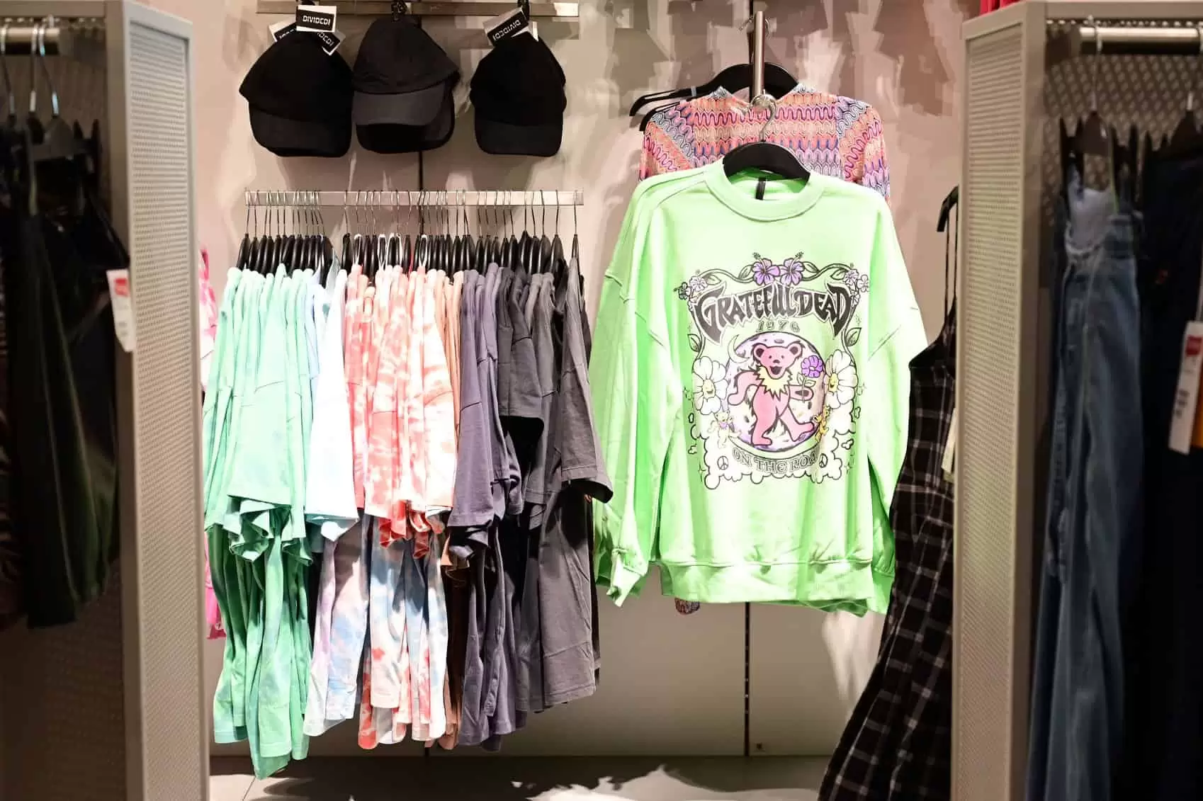 H&M SNIZENJE do 70%! Pogledaj ODMAH! Avgust 2022!