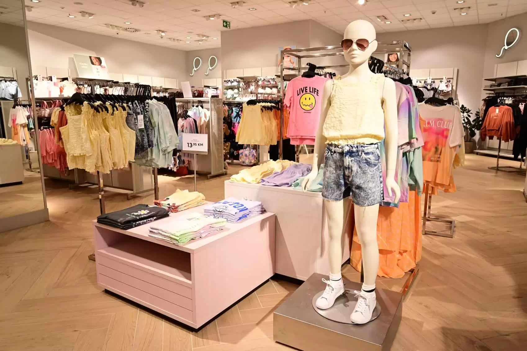 H&M SNIZENJE do 70%! Pogledaj ODMAH! Avgust 2022!