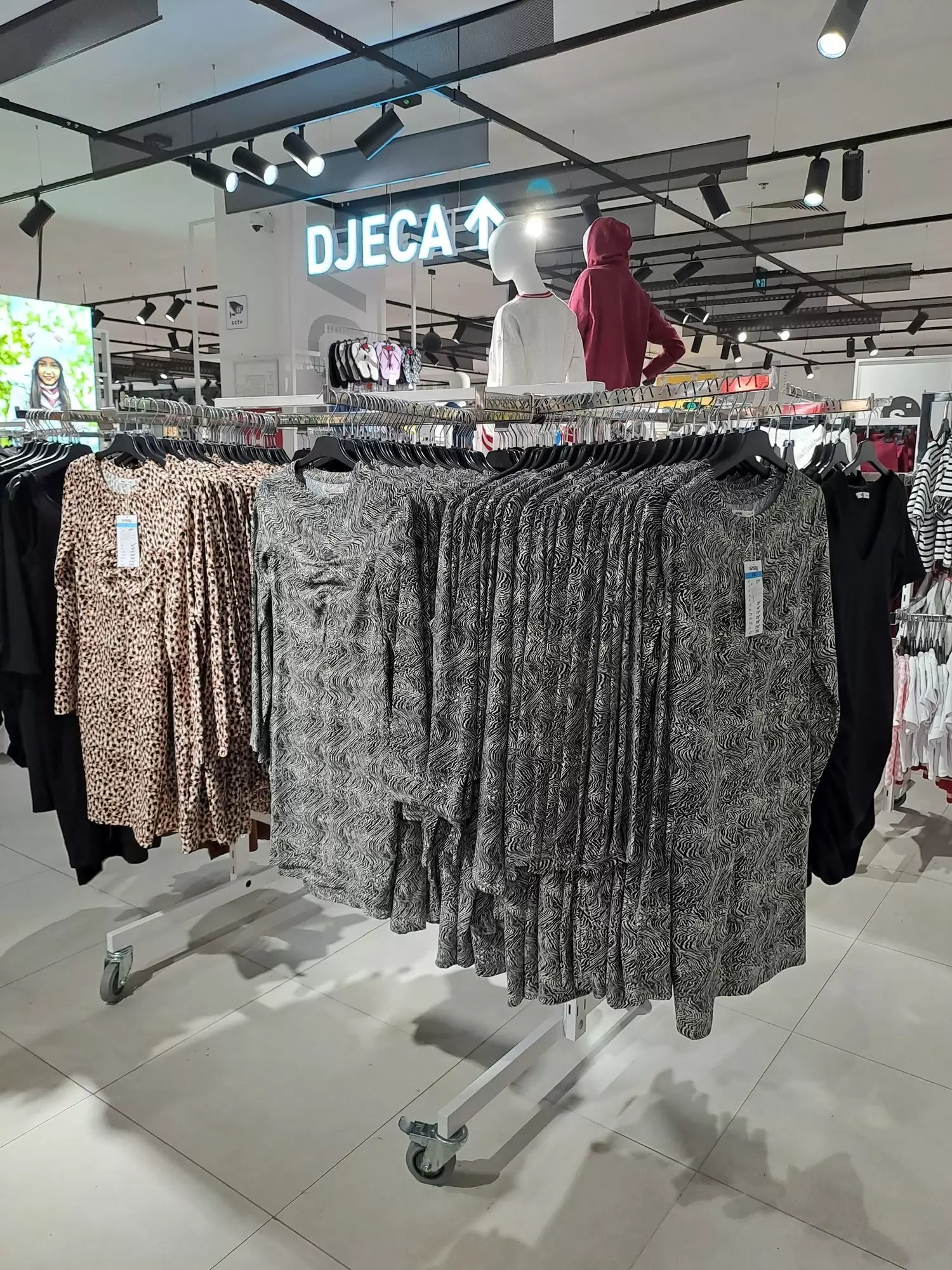 Posjetili smo Sinsay BiH - Pogledajte šta vas očekuje - SINSAY NOVO i SNIŽENO!