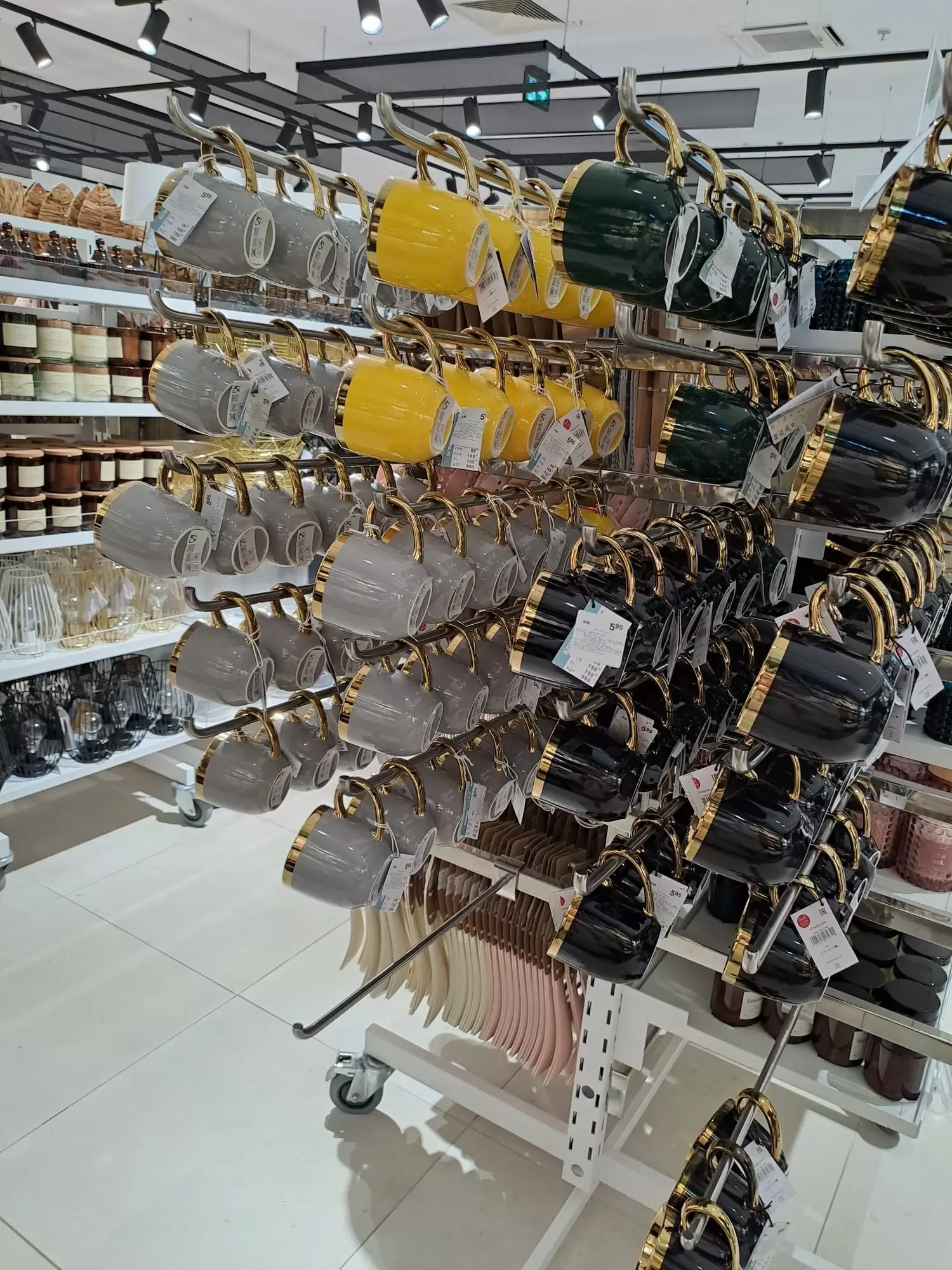 Posjetili smo Sinsay BiH - Pogledajte šta vas očekuje - SINSAY NOVO i SNIŽENO!