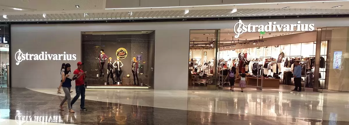 Stradivarius BIH online shop