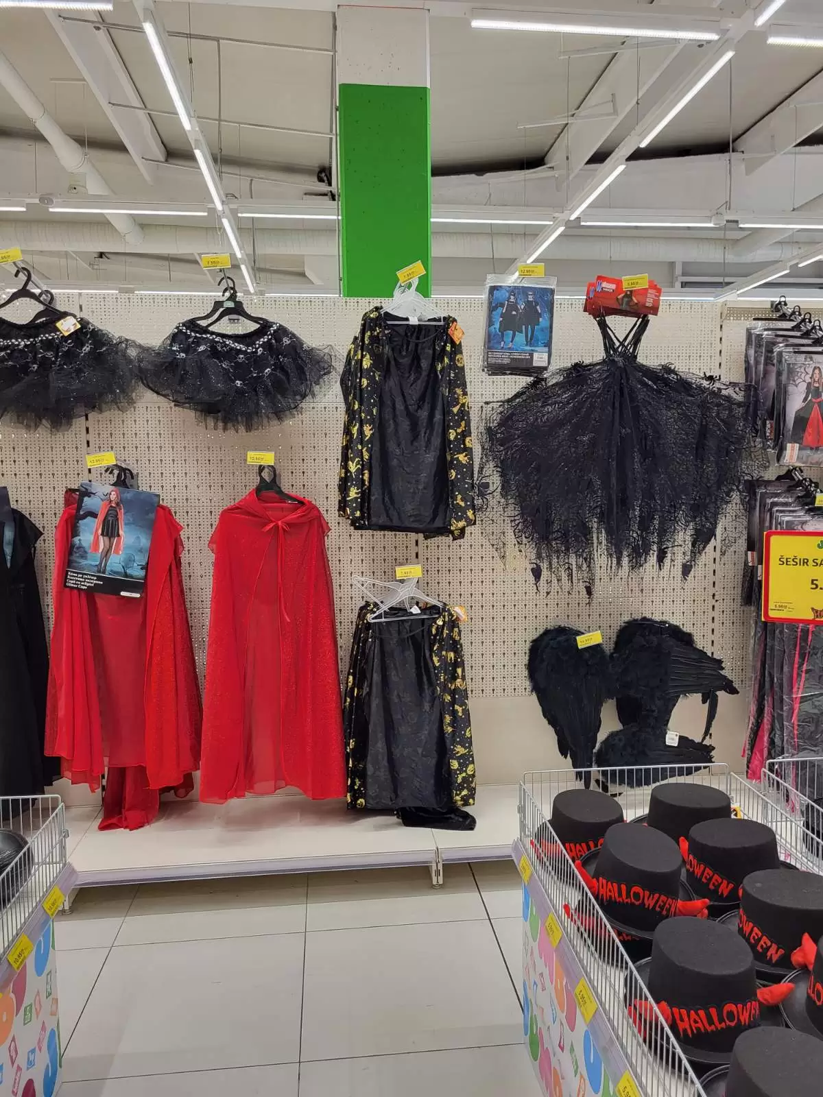 Jumbo BiH HALLOWEEN kostimi, dekoracija, dodaci