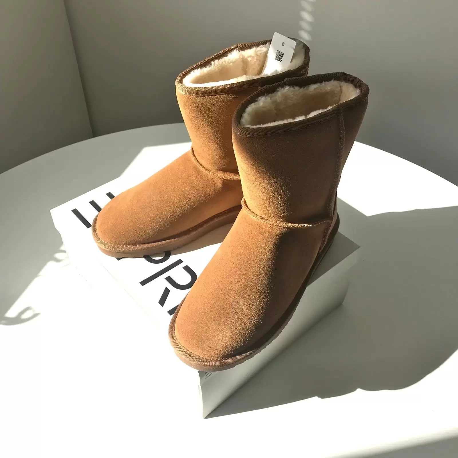 HIT, HIT ponuda u Azel France prodavnicama! Esprit čizme po cijeni od 64,95KM!