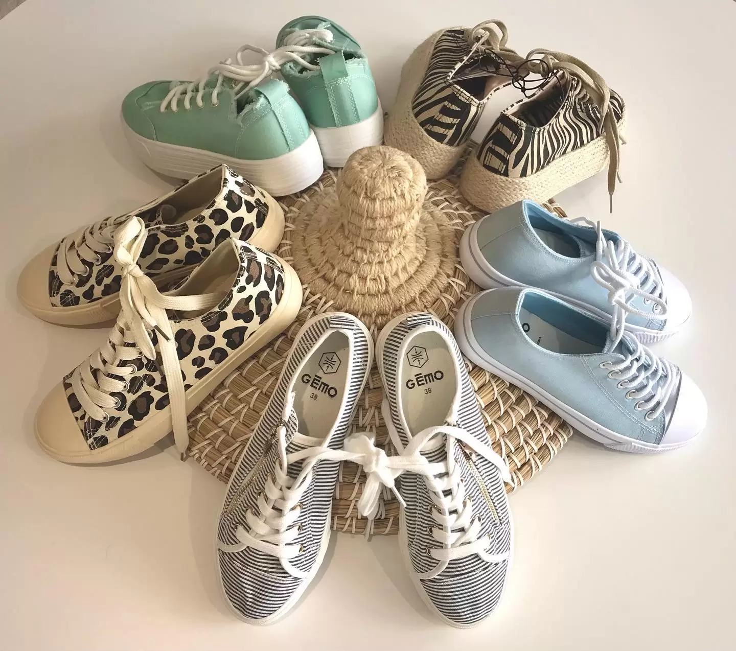 Azel France SUPER SNIŽENJE